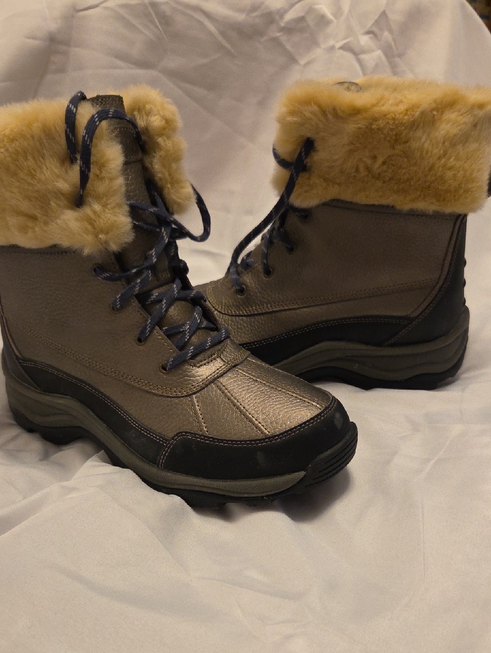 Clarks Taupe Winter Lace-Up Boots with Faux Fur Cuff